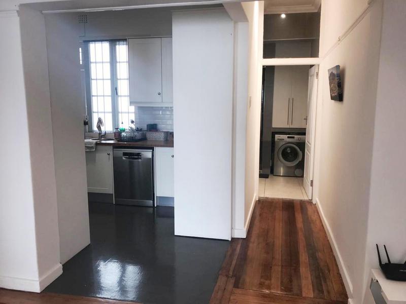 2 Bedroom Property for Sale in Tamboerskloof Western Cape